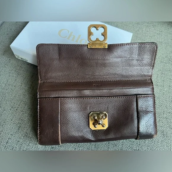 Chloé long zippered wallet twist project